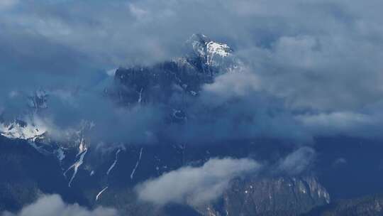 梅里雪山