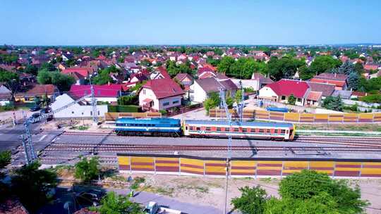 城镇铁路火车行驶素材