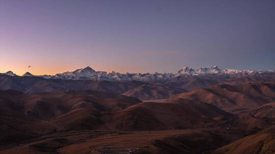 西藏日喀则定日珠穆朗玛峰日出延时4K
