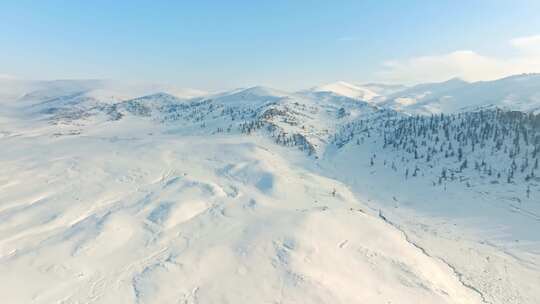 冬季雪后的阿禾公路