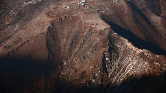 云南大山视频光影斑驳雄浑大山沟壑山脊