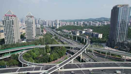 山东济南经十路燕山立交桥车流航拍风景