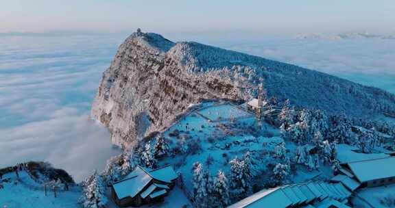 航拍四川峨眉山金顶冬季雪景云海美丽景观