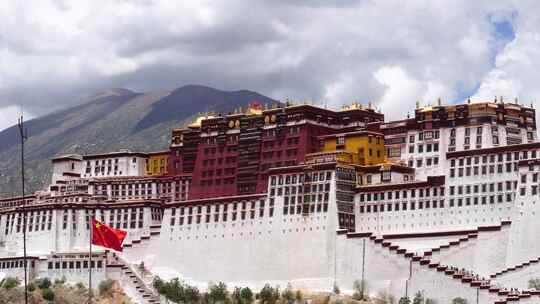 西藏旅游拉萨地标建筑布达拉宫