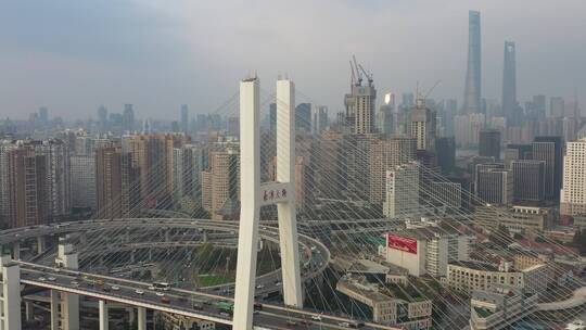 上海南浦大桥，中景环绕镜头