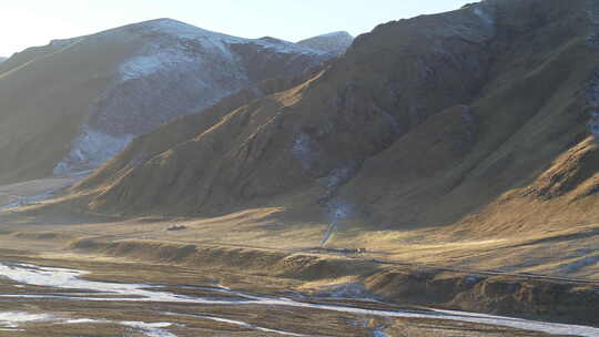 航拍青海西宁高原山脉脚下公路