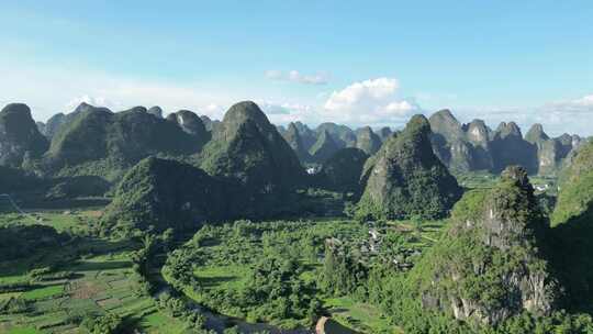 航拍广西桂林喀斯特地貌山川河流