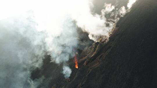 航拍冰岛活火山 岩浆涌动