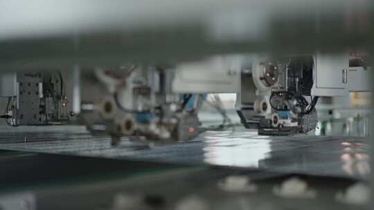 工业制造铝合金工厂铝合金切割特写视频素材模板下载