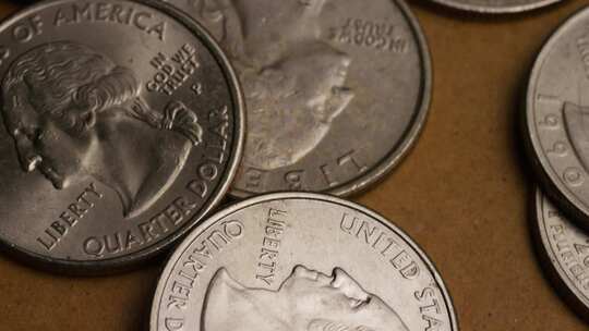旋转股票镜头拍摄的美国硬币（硬币-0.25美元）-MONEY 0233