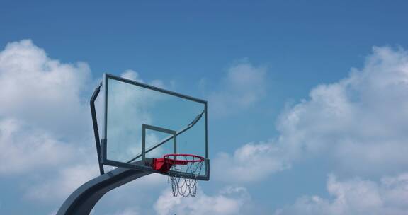 8k实拍蓝天白云下的篮球架