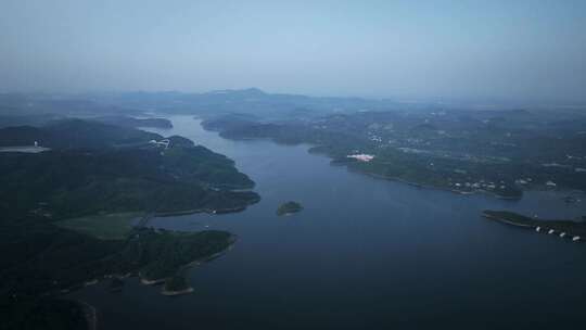 天目湖晨曦乡村清晨云雾缭绕秋天