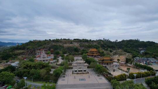 厦门航拍梅山寺建筑景观