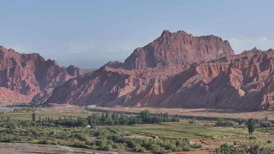 天山神秘大峡谷丹霞地貌航拍