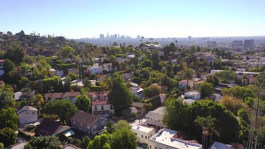 好莱坞山上漂亮的天线视频素材模板下载