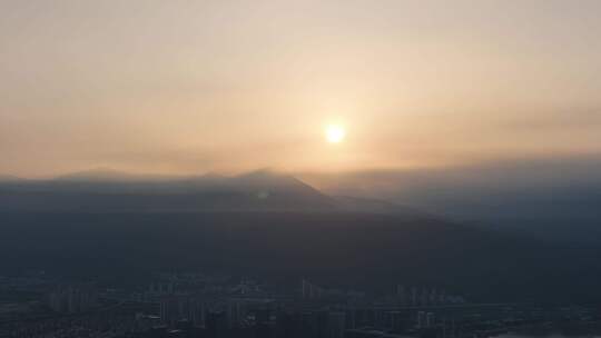 福州日出航拍鼓山日出延时城市山峰日出风景