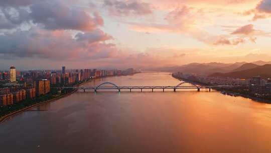 杭州复兴大桥日落全景