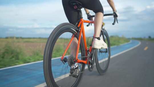 4k健康运动锻炼骑自行车出行