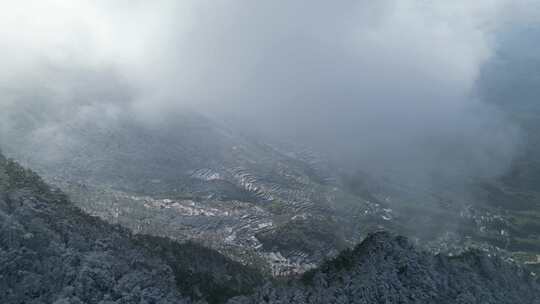 皖南梯田的第一场雪