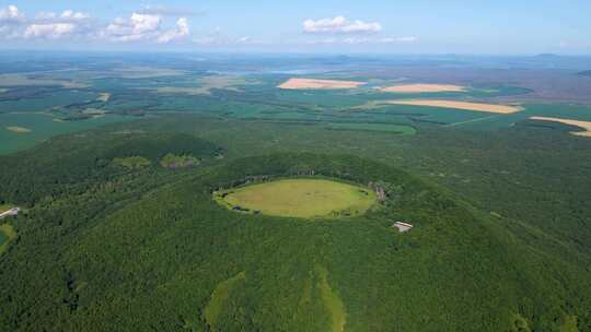 4K高清航拍-黑龙江五大连池南格拉球火山