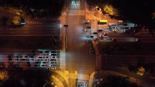 4K下班高峰期道路车流夜景