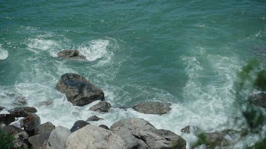 大海 海浪 励志 惊涛 海风  蓝天碧海 礁石