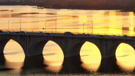 武汉墨水湖大桥，长焦略俯横移镜头