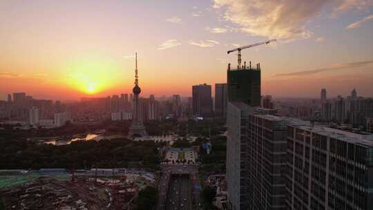 佛山季华六路晚高峰期车流城市风光航拍