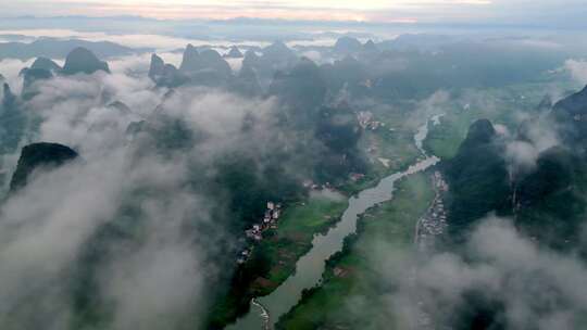 航拍桂林阳朔漓江遇龙河景区自然山水风光