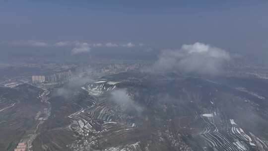 下雪 ￼ 云海 ￼户外 山峰 秦岭