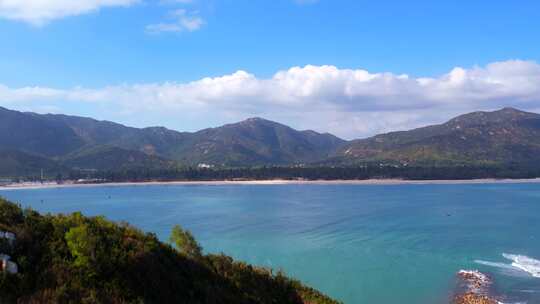 航拍大海海岛海面海岛景色