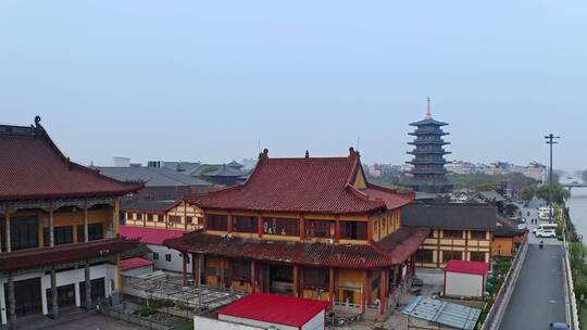 航拍上海宝山寺全景