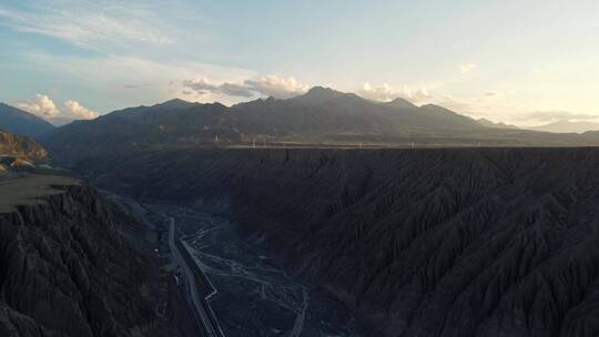 新疆奎屯独山子大峡谷