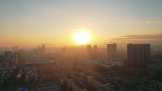 朝阳照耀城市深圳龙岗坪山视频素材模板下载