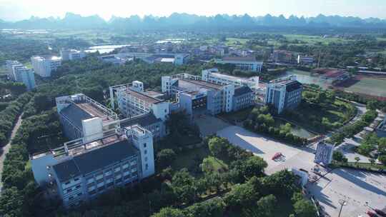 航拍雁山的大学院校和高校