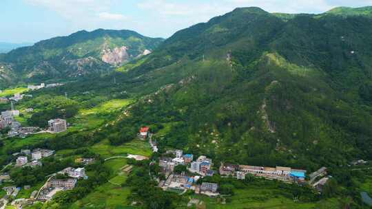 航拍广西山区农村 乡村 房屋 农田