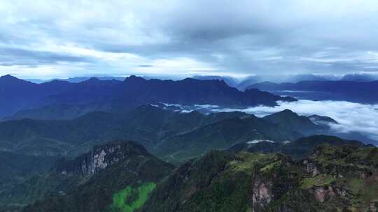 4K航拍四川雅安市牛背山清晨云海美景