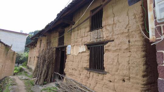 湘南农村老房子旧居泥墙2
