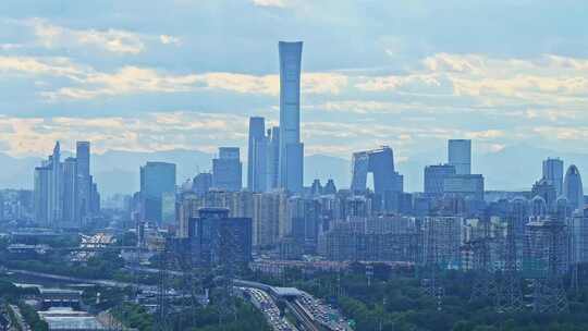 中国北京夏季国贸CBD城市天际线大气流云