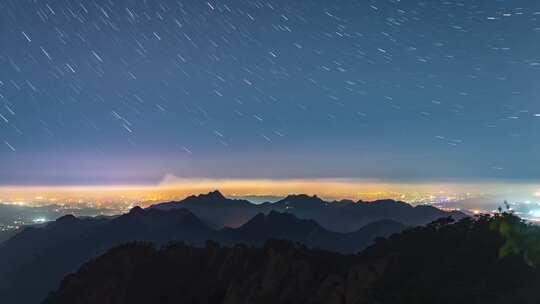 辽宁鞍山千山夜晚星轨银河延时