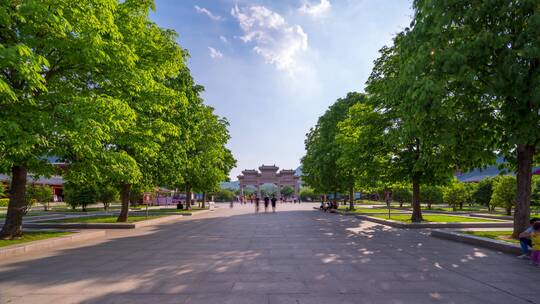 夏日河南少林寺景区游人如织延时摄影