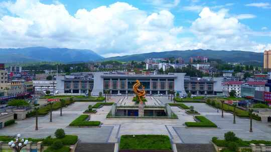 四川北大门川北枢纽广元高铁站风景航拍视频素材模板下载