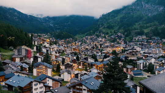 瑞士采尔玛特小镇 夜景 灯光