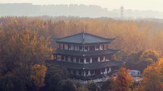 航拍秋天中式古建筑