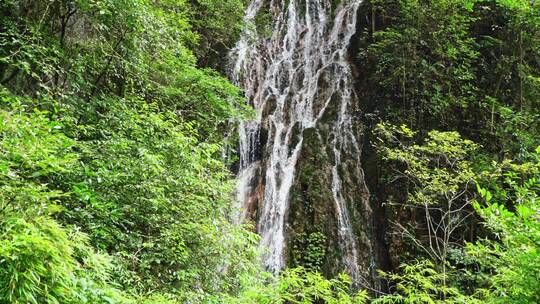 重庆武隆天坑地缝天生三桥