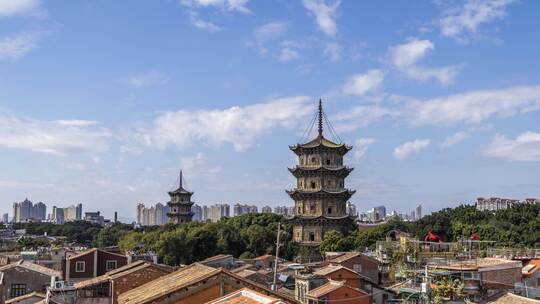 福建泉州开元寺双塔东西塔蓝天白云延时8K