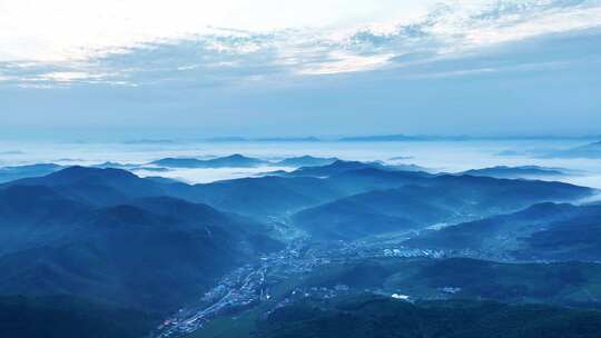 航拍群山连绵山脉巍峨黎明风光