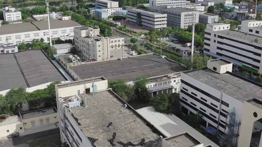 武汉城中公路边工厂建筑航拍