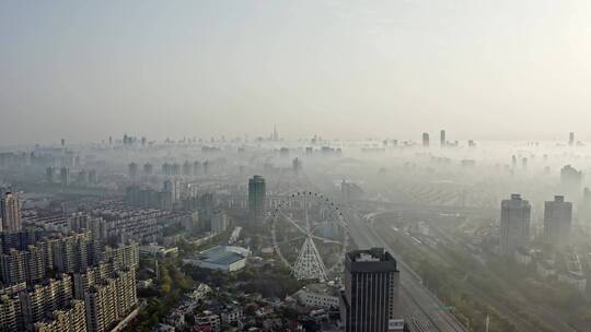 上海闵行梅陇镇清晨大雾大场景航拍4K。视频素材模板下载