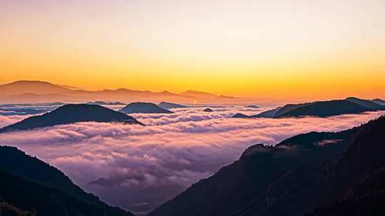 武功山高山云海日出日落